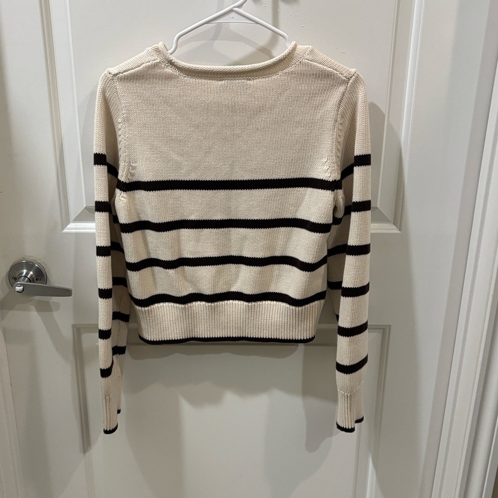 GAP Cream and Black Striped Women's Sweater - Picture 4 of 4